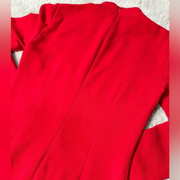 Red dress - Picture 6 of 8